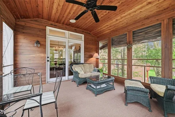 $900,000 | 121 Drake Drive, Wexford, PA 15090