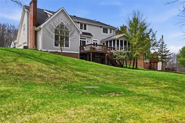 $900,000 | 121 Drake Drive, Wexford, PA 15090