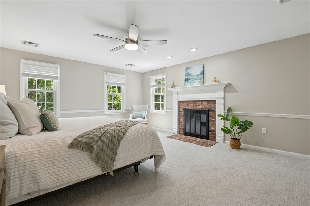 11 Dicarlo Road Hopkinton, MA 01748 - Photo 24 of 41 Gallery Image 24