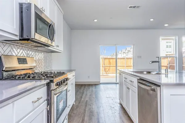 $288,500 | 1328 Hill Country Place, Celina, TX 75009