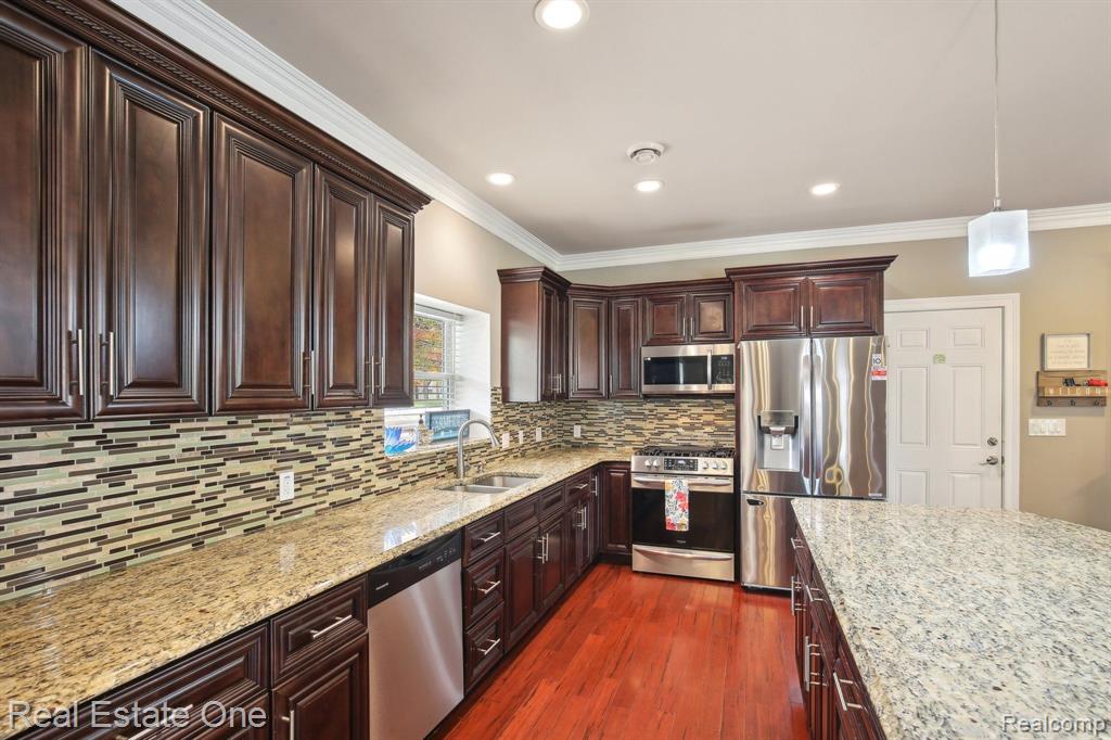 1100 Harding Avenue Rochester Hills, MI 48307 - Photo 11 of 37