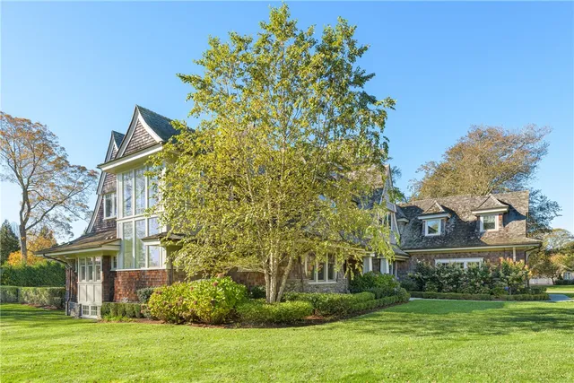 $8,395,000 | 10 Ocean Lawn Lane, Newport, RI 02840
