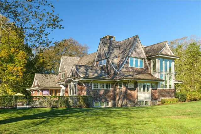 $8,395,000 | 10 Ocean Lawn Lane, Newport, RI 02840