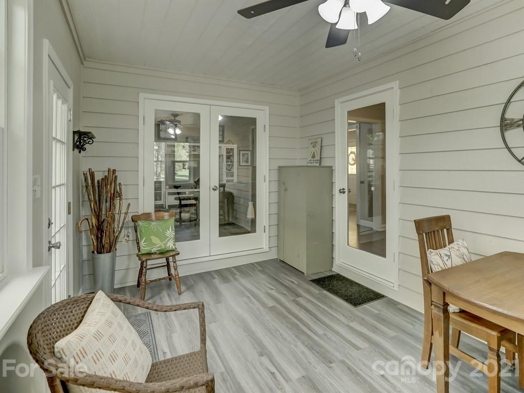 1520 Cobblestone Court Fort Mill, SC 29708 - Photo 18 of 47 a living room with furniture and a table