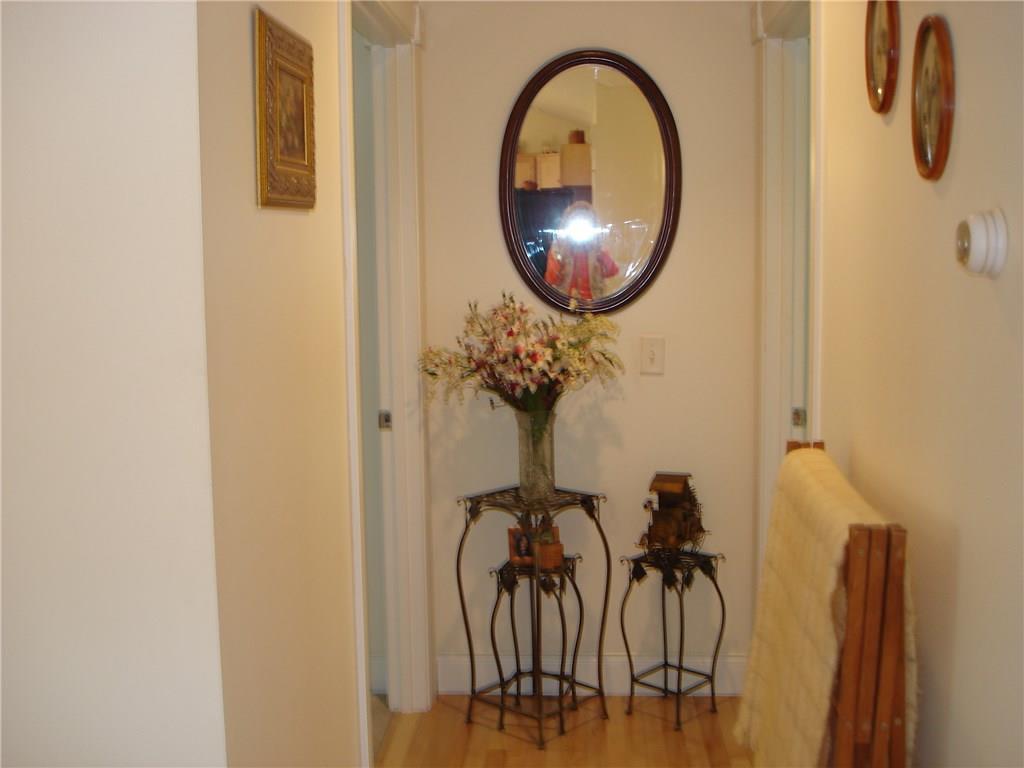 27 Highland Ridge Drive, Unit 27 Hampden, ME 04444 - Photo 23 of 32 Hallway!