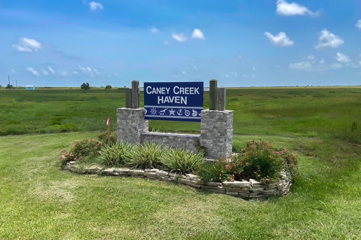 Lot 2 Chambliss Road Sargent, TX 77414 - Photo 2 of 7