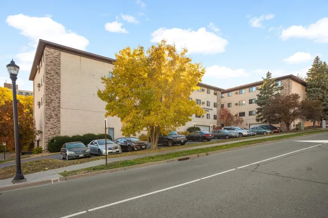 $115,000 | 221 Grand Avenue West, Unit 316, South St. Paul, MN 55075