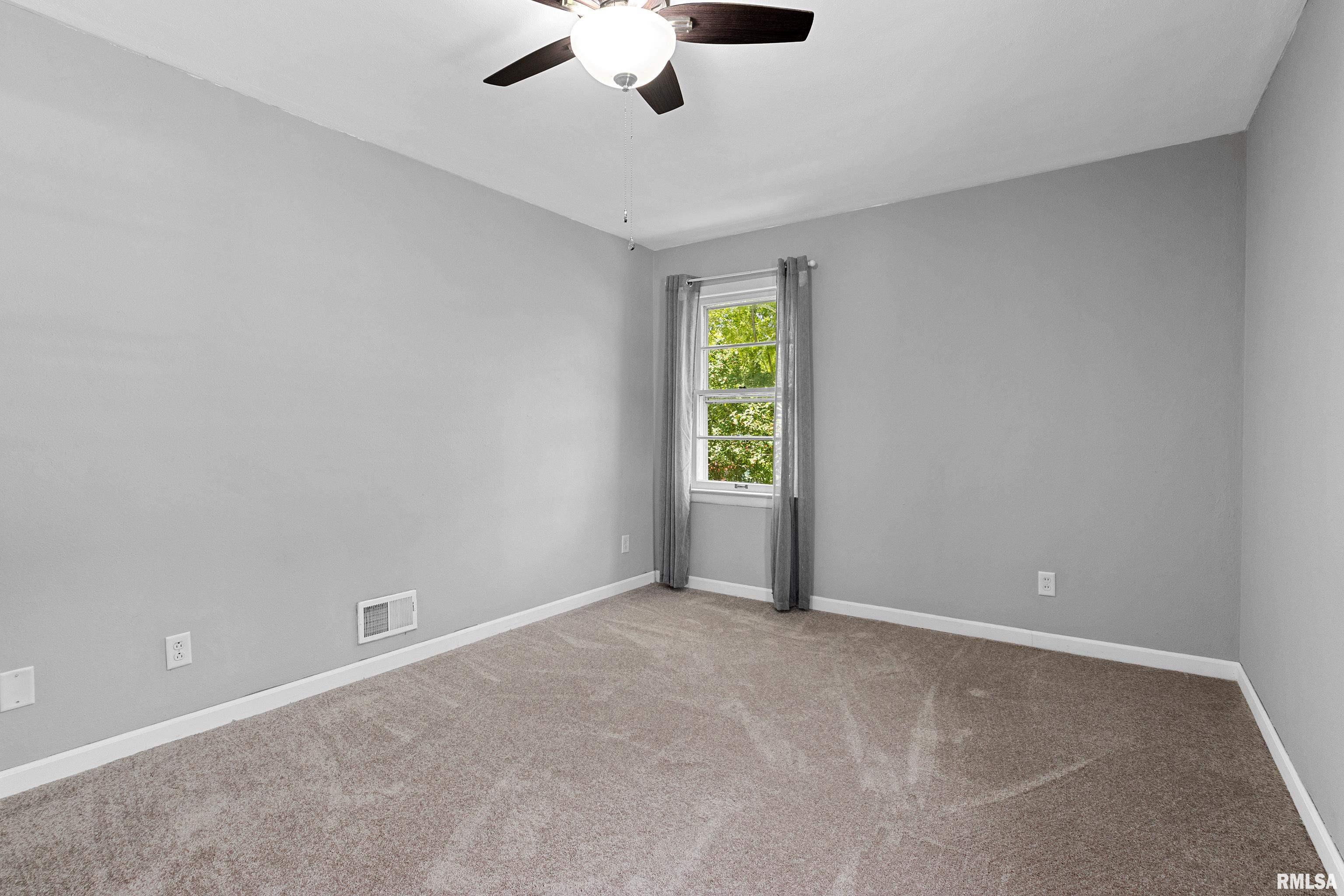1437 East Resthaven Road Peoria, IL 61615 - Photo 17 of 25 Gallery Image 17