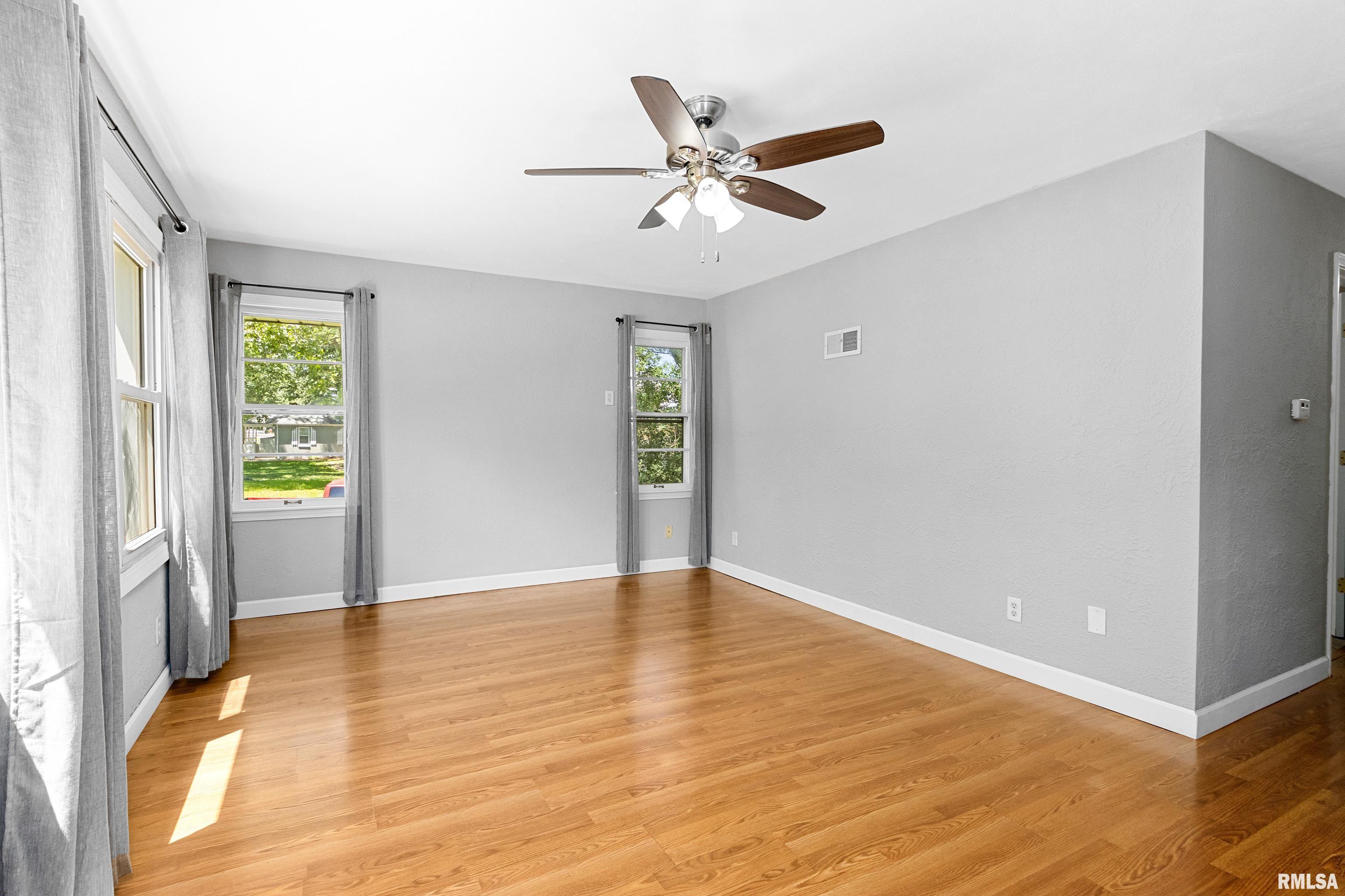 1437 East Resthaven Road Peoria, IL 61615 - Photo 8 of 25 Gallery Image 8