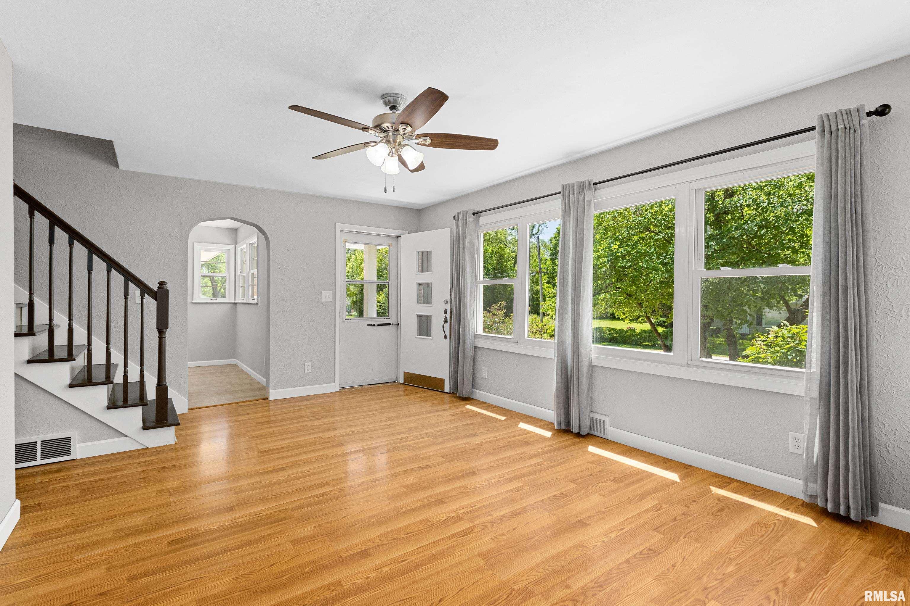 1437 East Resthaven Road Peoria, IL 61615 - Photo 10 of 25 Gallery Image 10