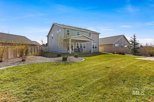 $565,000 | 3729 South Maple Ridge Avenue, Nampa, ID 83686