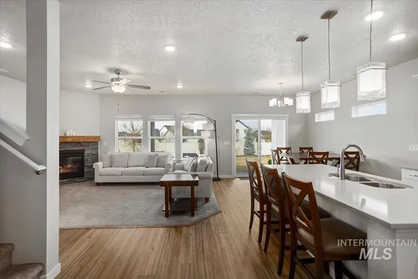 $565,000 | 3729 South Maple Ridge Avenue, Nampa, ID 83686