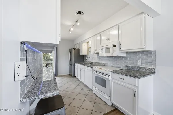 $588,500 | 123 Georgetown Road, Unit 19, Kitty Hawk, NC 27949