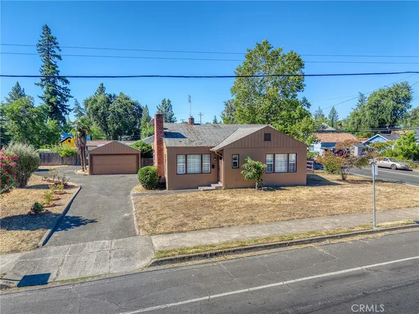 $349,000 | 295 Clear Lake Avenue, Lakeport, CA 95453