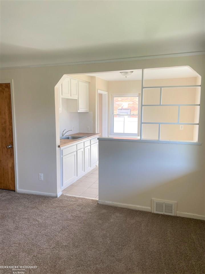 7267 Timken Avenue Warren, MI 48091 - Photo 4 of 14