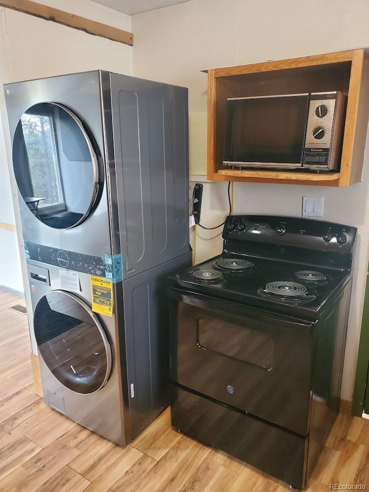 162 Green Street Bailey, CO 80421 - Photo 7 of 9 a bathroom with a sink and a mirror