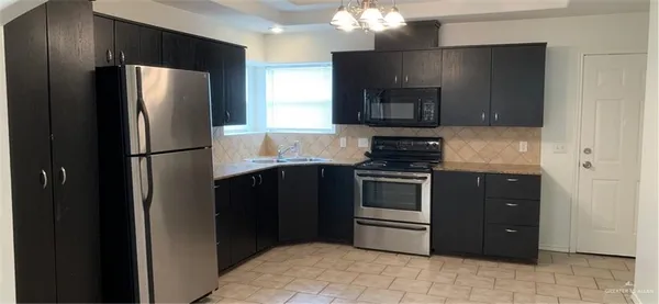 $800 | 2407 Moonlight Lane, Unit 3, Edinburg, TX 78541