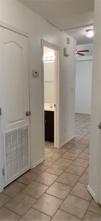 $800 | 2407 Moonlight Lane, Unit 3, Edinburg, TX 78541