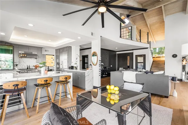 $2,199,000 | 12348 Circula Panorama Place, North Tustin, CA 92705