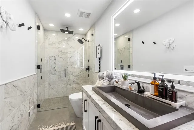 $2,199,000 | 12348 Circula Panorama Place, North Tustin, CA 92705