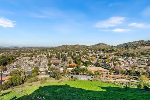 $2,199,000 | 12348 Circula Panorama Place, North Tustin, CA 92705