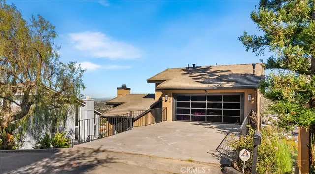 $2,199,000 | 12348 Circula Panorama Place, North Tustin, CA 92705