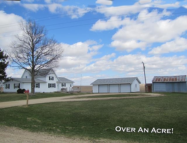 7574 County D Platteville, WI 53818 - Photo 3 of 28
