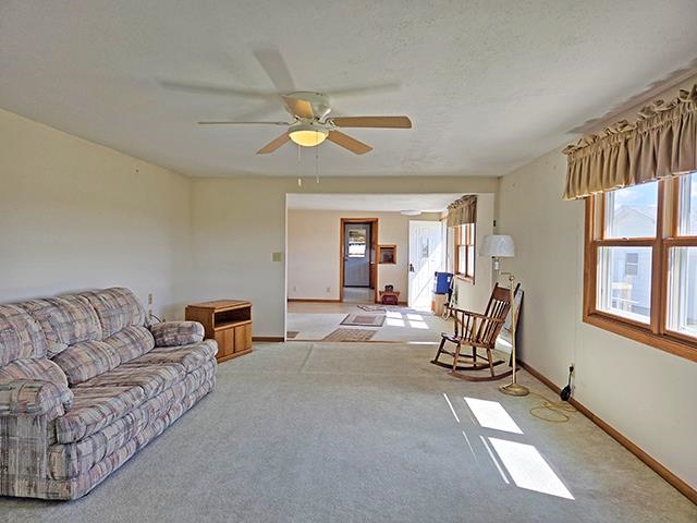 7574 County D Platteville, WI 53818 - Photo 8 of 28
