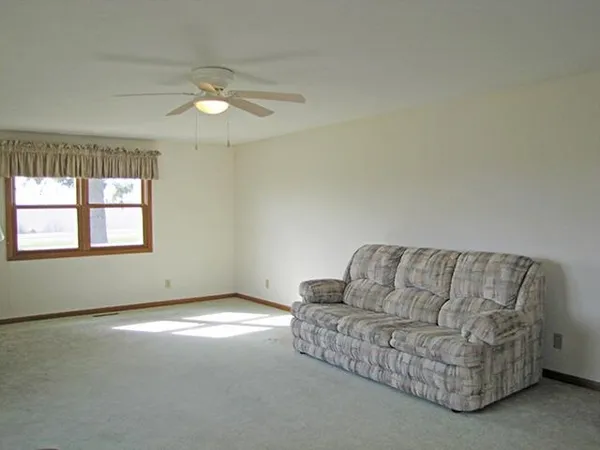 $309,900 | 7574 County D, Platteville, WI 53818