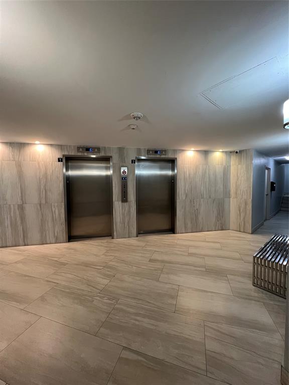 1200 Hibiscus Avenue, Unit 1501 Pompano Beach, FL 33062 - Photo 30 of 40 a view of an empty room