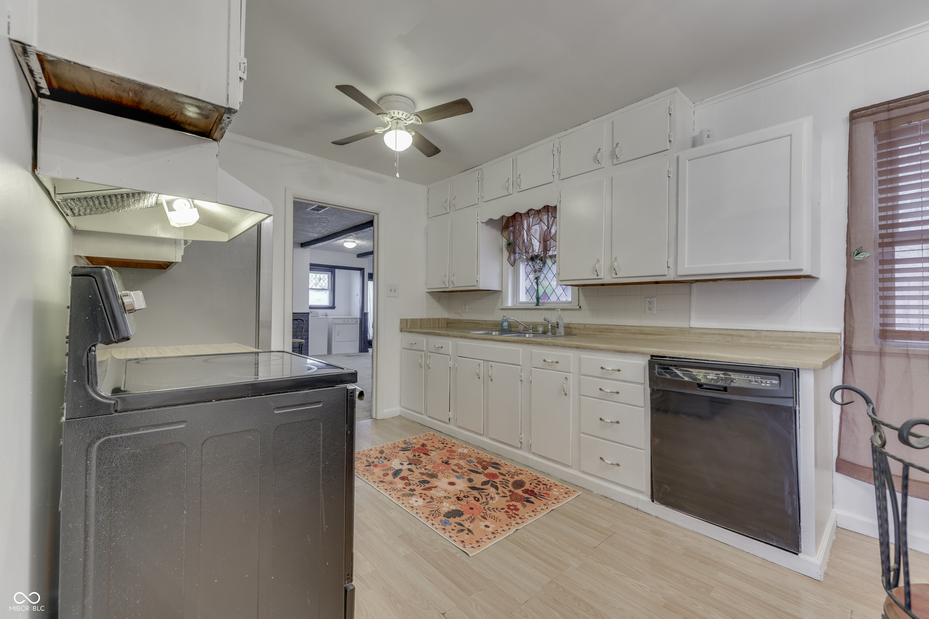 255 East Roberts Road Indianapolis, IN 46227 - Photo 17 of 52 Gallery Image 17