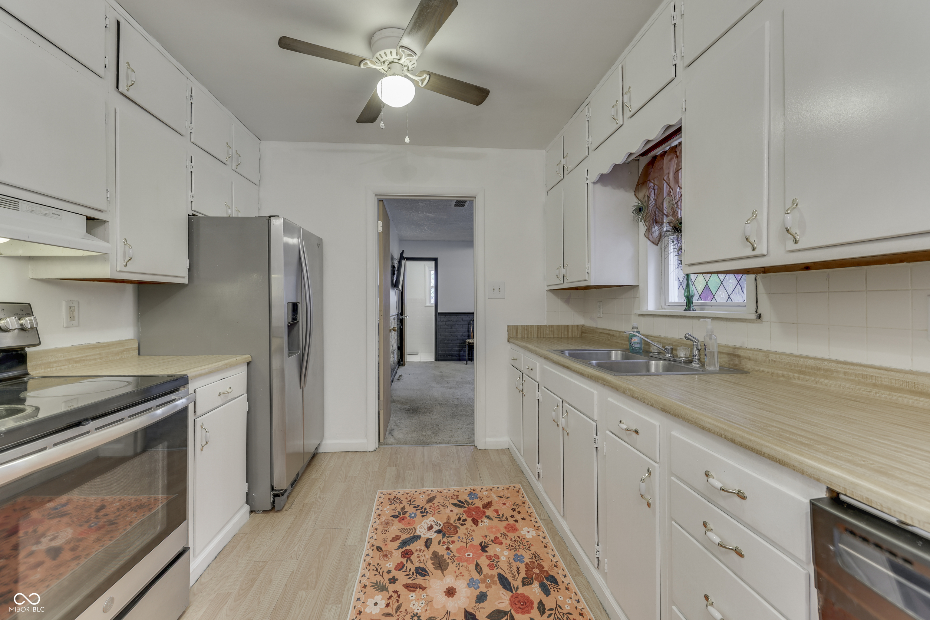 255 East Roberts Road Indianapolis, IN 46227 - Photo 19 of 52 Gallery Image 19
