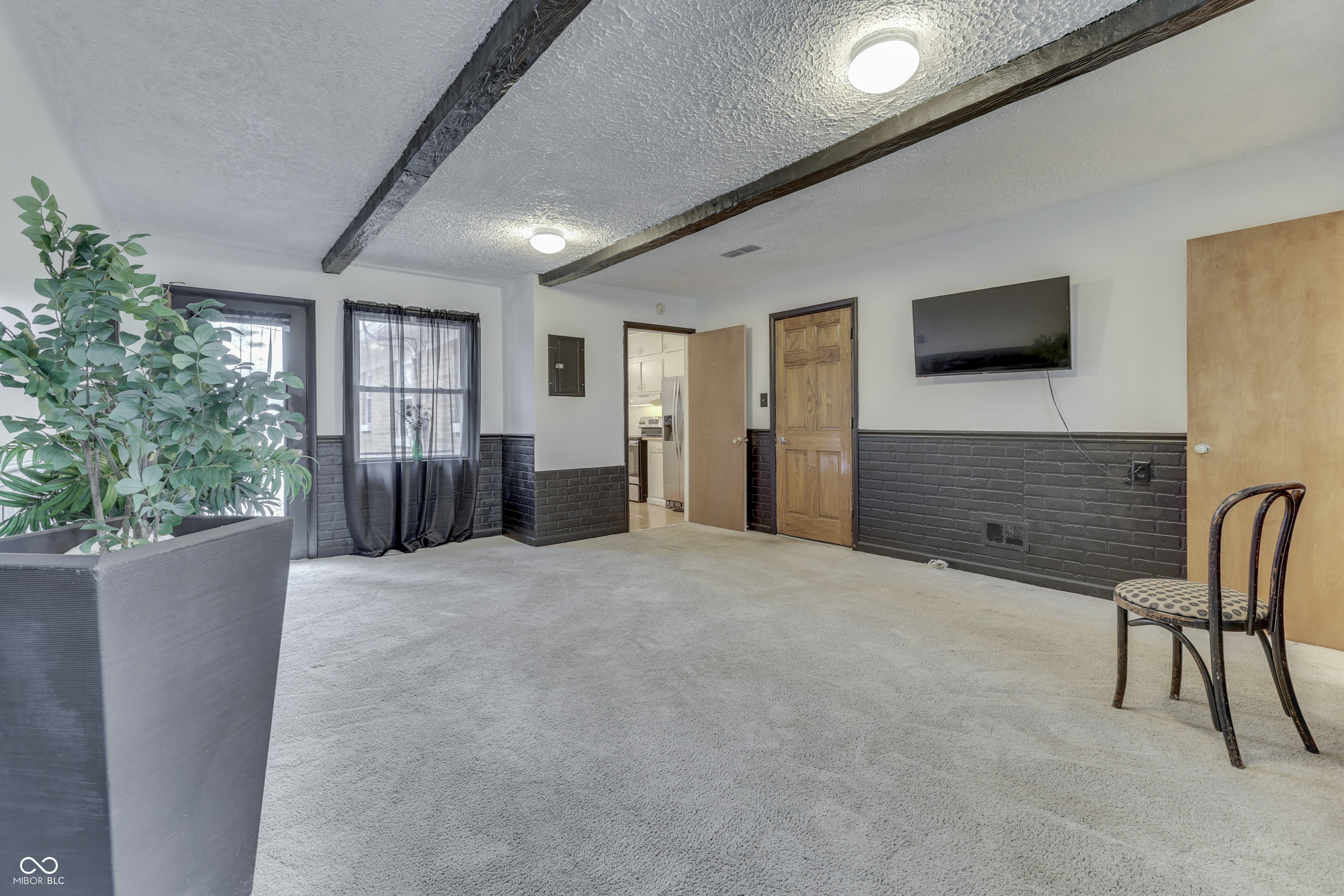 255 East Roberts Road Indianapolis, IN 46227 - Photo 23 of 52 Gallery Image 23