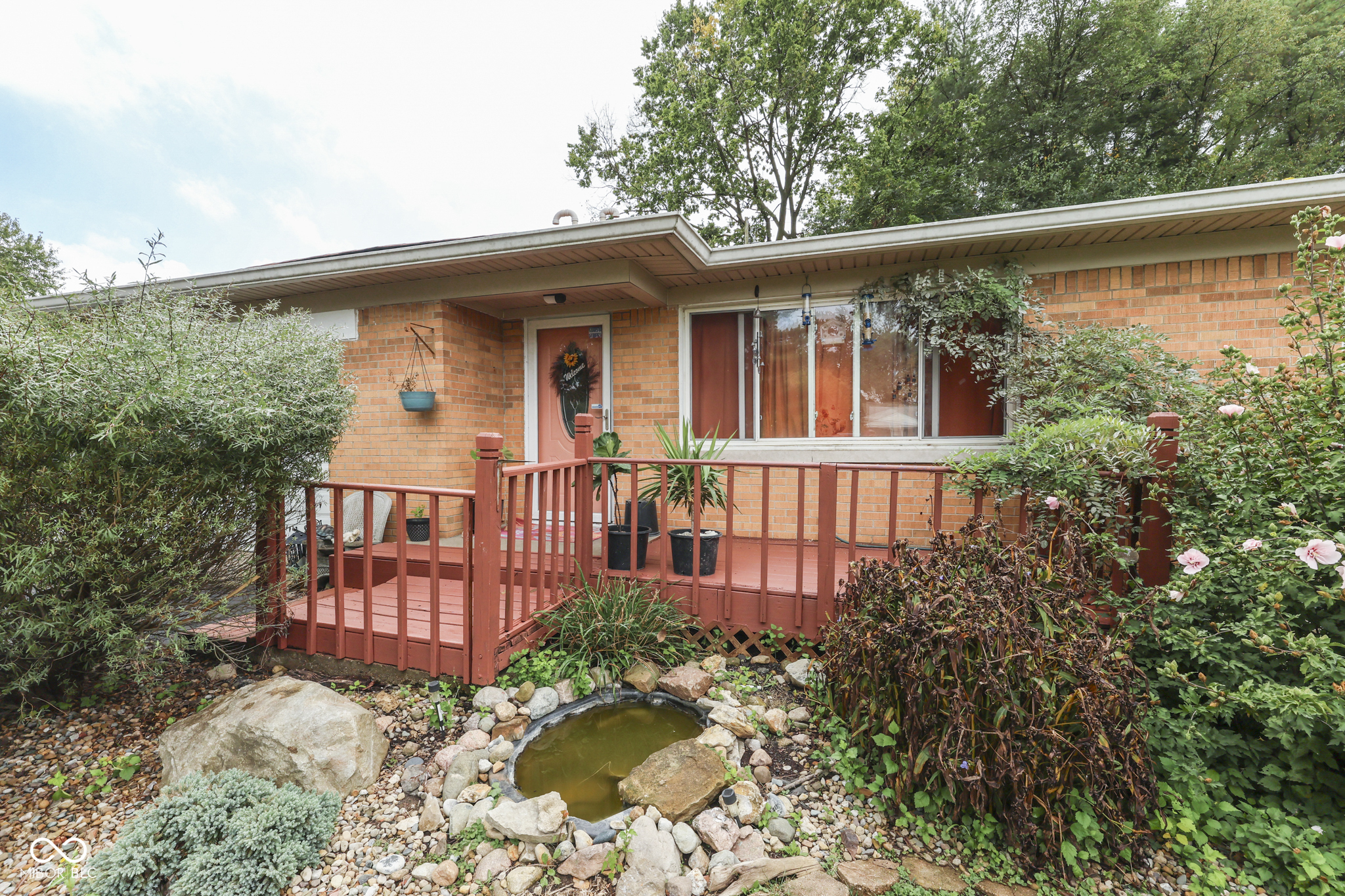 255 East Roberts Road Indianapolis, IN 46227 - Photo 7 of 52 Gallery Image 7