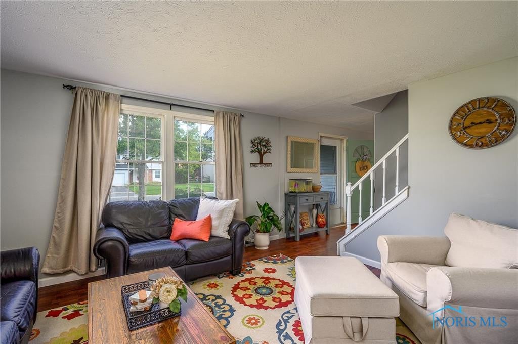 2052 Kellerston Road Maumee, OH 43537 - Photo 5 of 22 Gallery Image 5