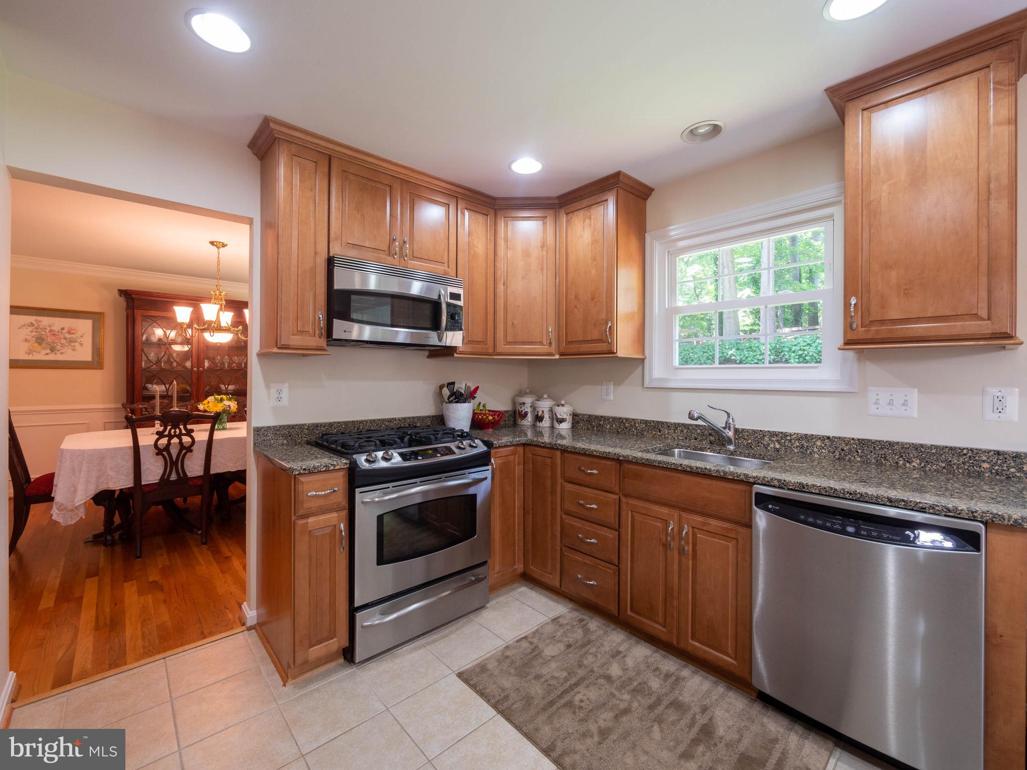 8104 Langbrook Road Springfield, VA 22152 - Photo 13 of 35 Kitchen