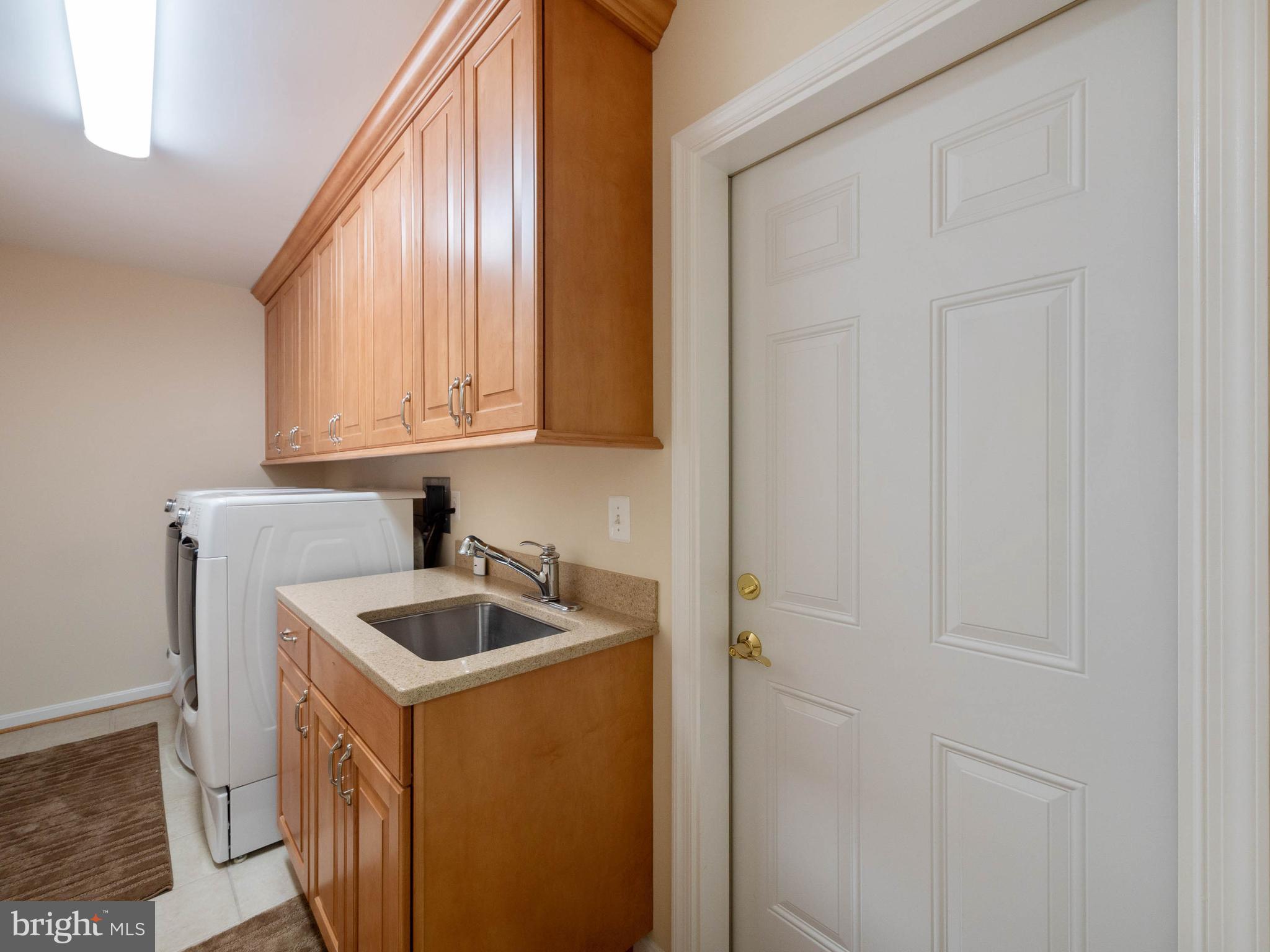 8104 Langbrook Road Springfield, VA 22152 - Photo 30 of 35 Laundry