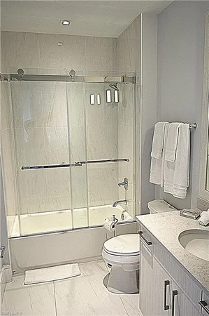 $990,000 | 101 8th Street South, Unit 302, Naples, FL 34102