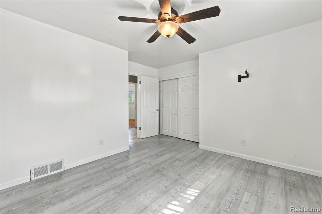 13265 Twelve Mile Road Warren, MI 48088 - Photo 10 of 33 Gallery Image 10