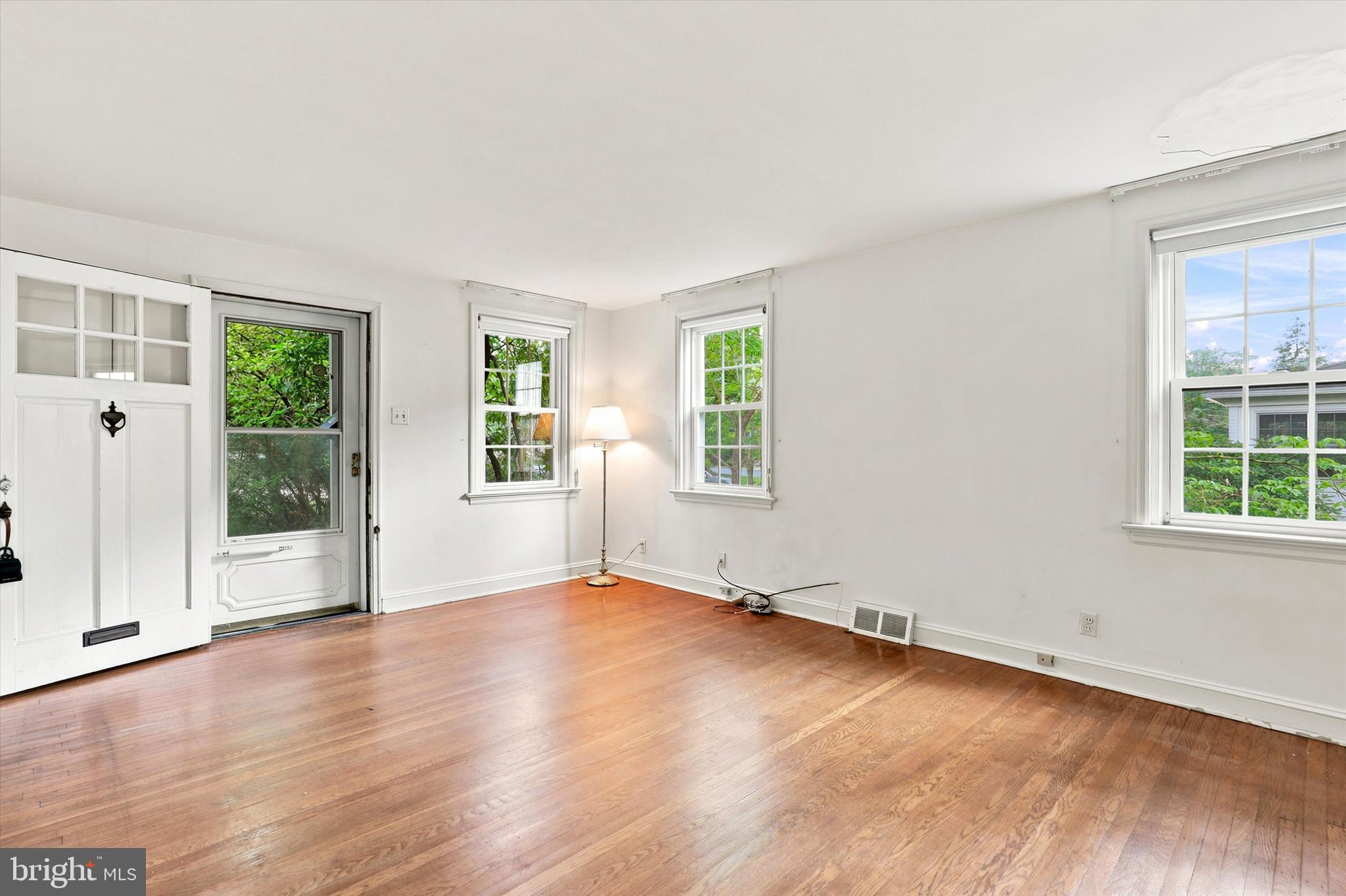 233 Arlingham Road Flourtown, PA 19031 - Photo 11 of 37 Gallery Image 11