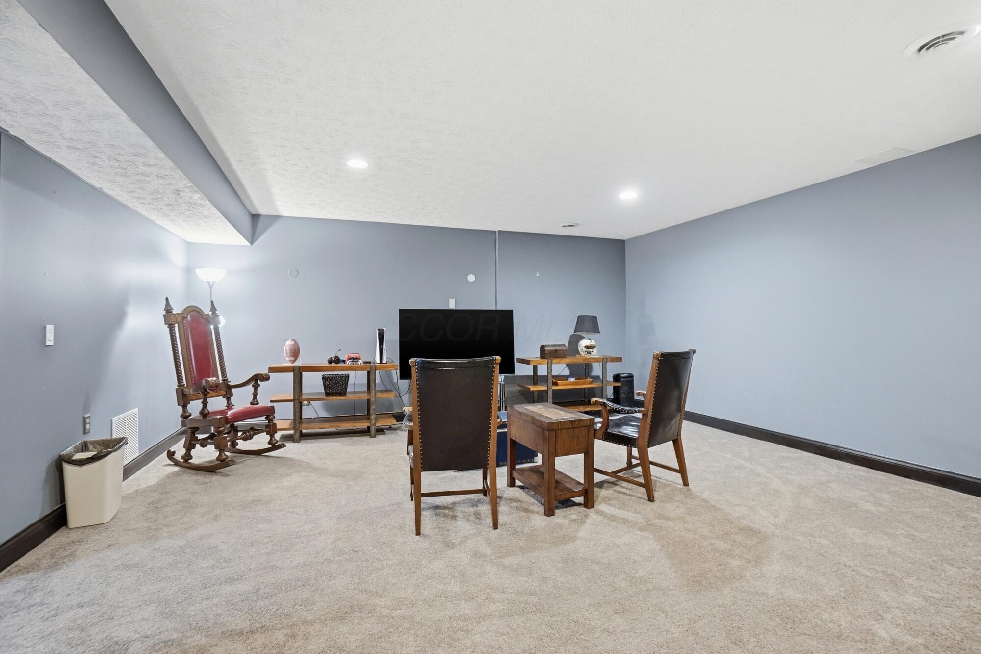 5700 Kizer Lane Springfield, OH 45502 - Photo 77 of 100 0484