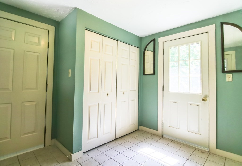 69 John Gilbert Road West Brookfield, MA 01585 - Photo 5 of 41
