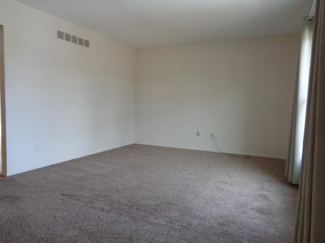 7227 Cranberry Road Fort Wayne, IN 46825 - Photo 2 of 27