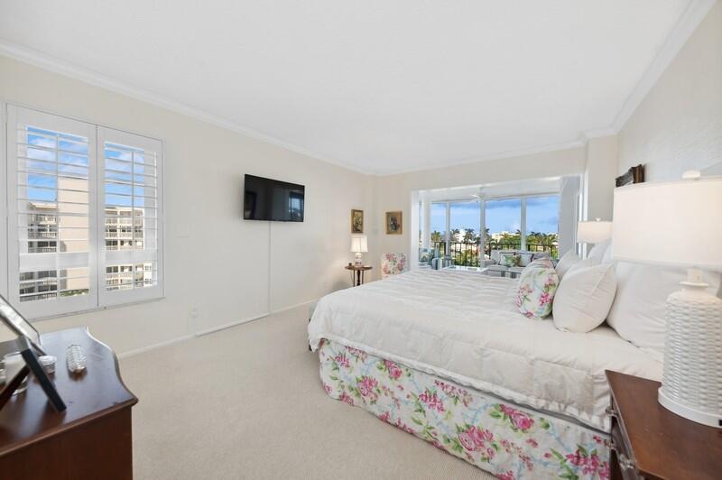 50 E Road, Unit 7D Delray Beach, FL 33483 - Photo 11 of 27 13_50EastRd7D_14_PrimaryBedroom_FlexMLS8