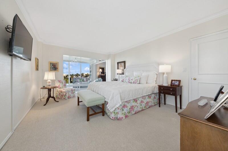 50 E Road, Unit 7D Delray Beach, FL 33483 - Photo 12 of 27 14_50EastRd7D_178_PrimaryBedroom_FlexMLS