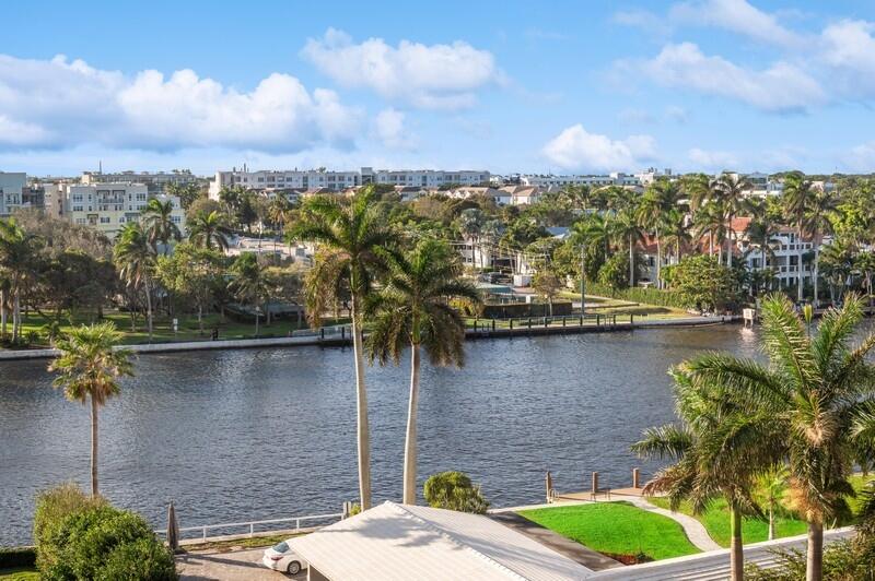 50 E Road, Unit 7D Delray Beach, FL 33483 - Photo 22 of 27 18_50EastRd7D_193_IntracoastalView_FlexM