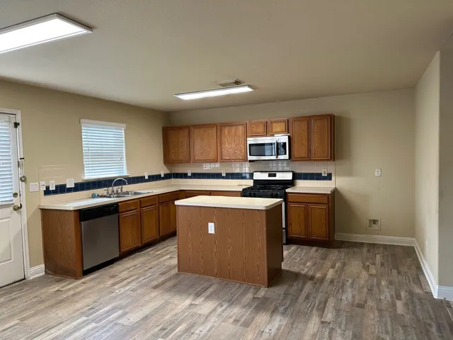 $2,199 | 6946 Shining Sumac Avenue, Houston, TX 77084