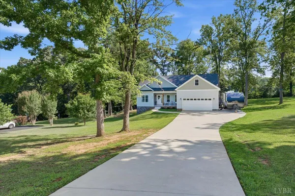 $445,900 | 77 Hicks Road, Lynchburg, VA 24502