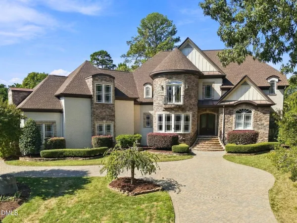$2,875,000 | 6701 Foxfire Place, Raleigh, NC 27615
