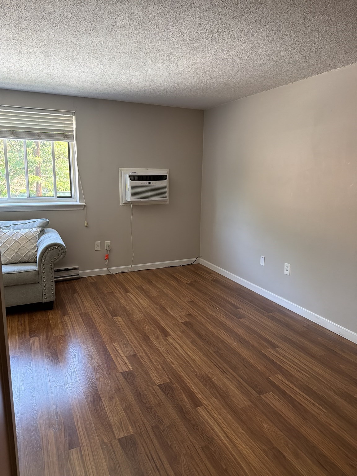 69 Nicholas Road, Unit F Framingham, MA 01701 - Photo 3 of 7 Gallery Image 3